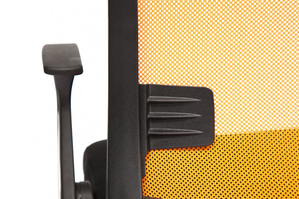 Офисное кресло Scout