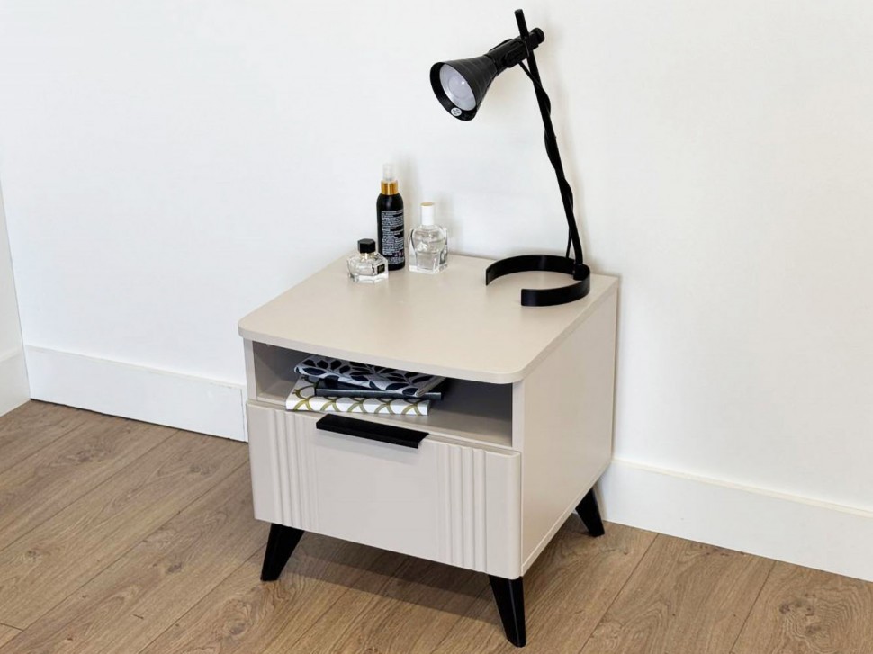 Прикроватная тумба Катрин